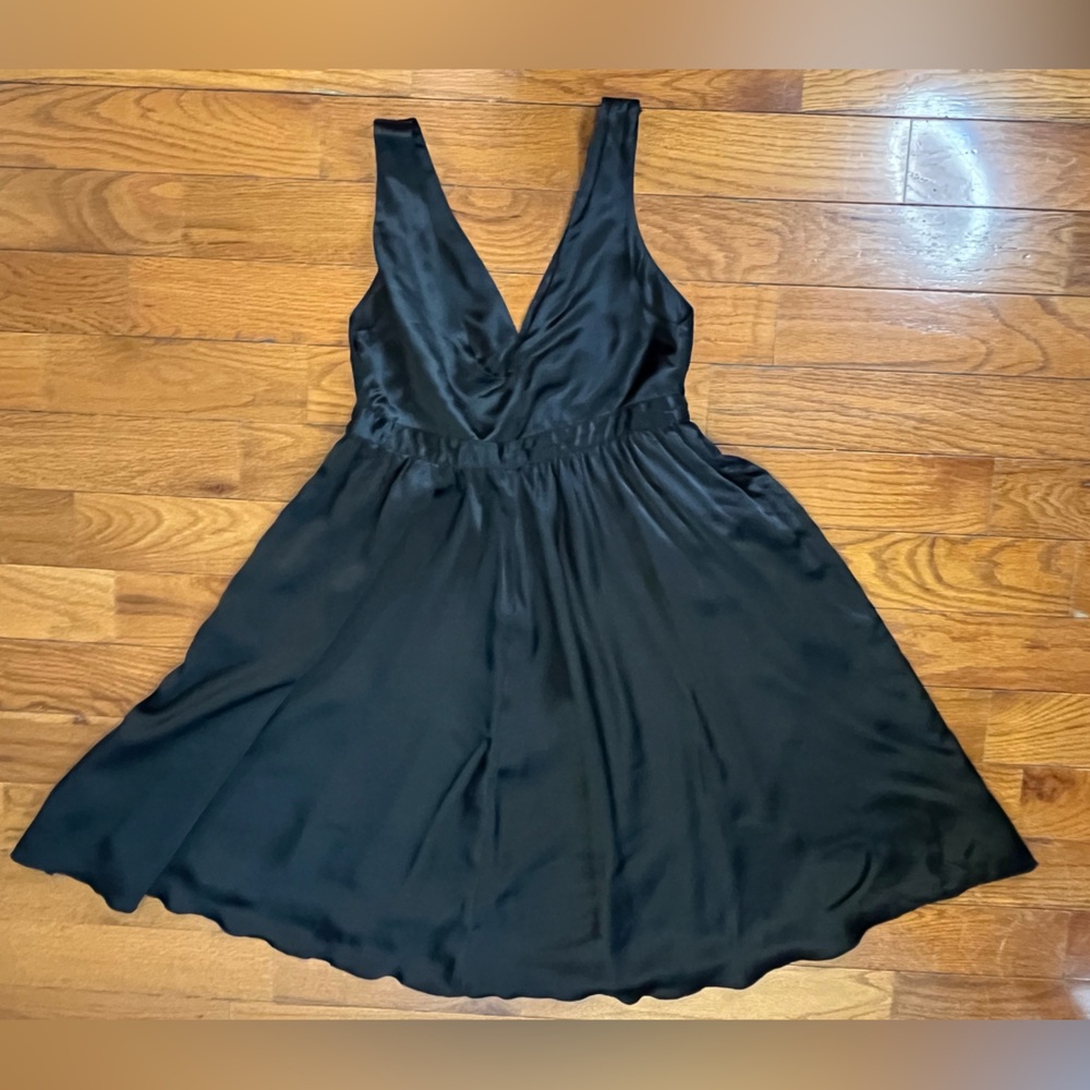 Co-Op Black Plunge Skater Dress Women’s 6 Silk Party Fit Flare - Picture 2 of 8